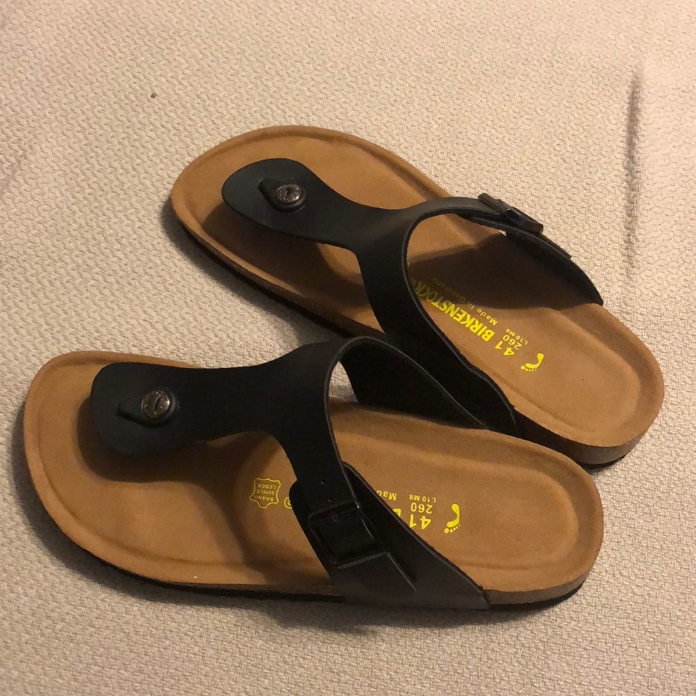 New Gizah black birkenstocks